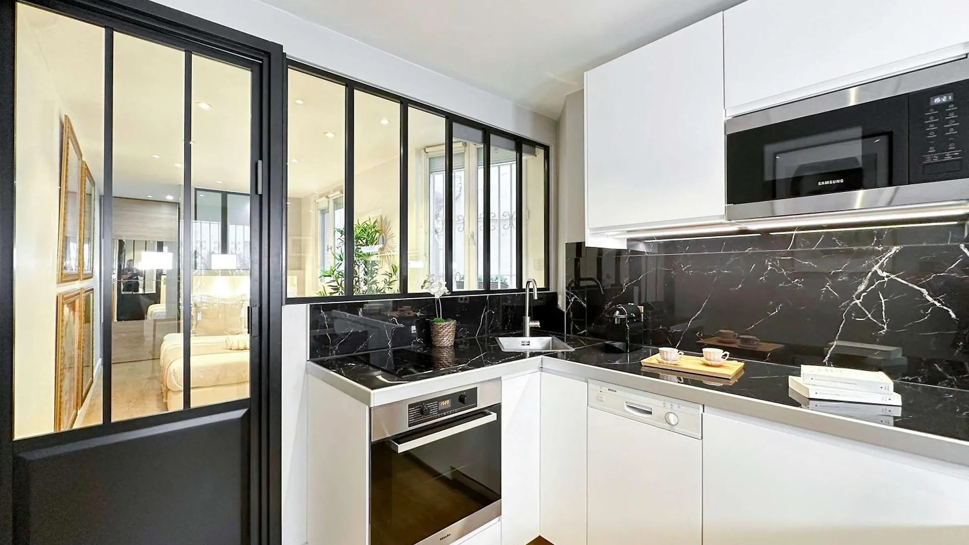 Deluxe Near The Tour Eiffel * باريس